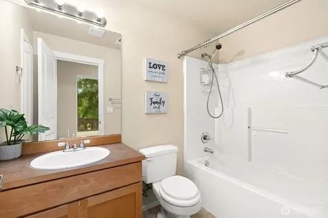 20914 13th Place W Lynnwood WA 98036