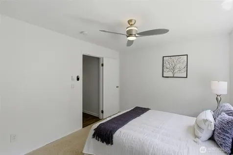 1737 Harbor Avenue Seattle WA 98126