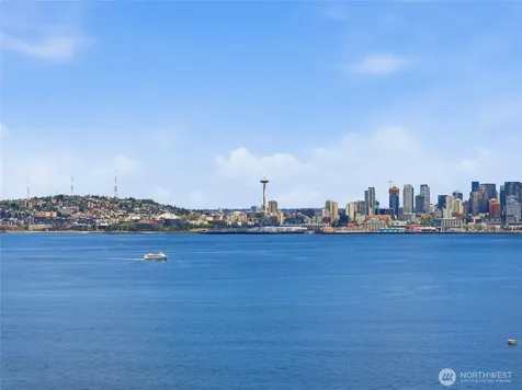 1737 Harbor Avenue Seattle WA 98126