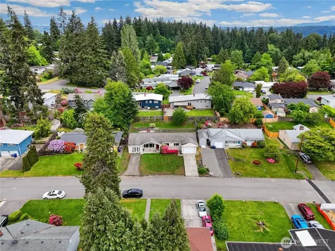 944 165th Avenue SE Bellevue WA 98008