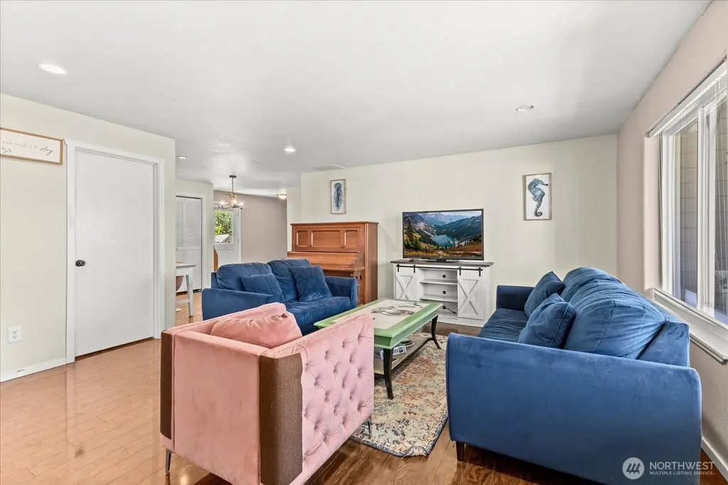 35 Edgewater Drive Camano Island WA 98282