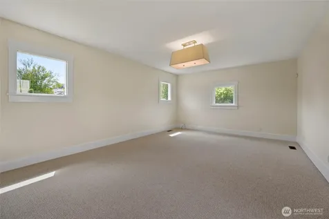501 NE 9th Street Coupeville WA 98239