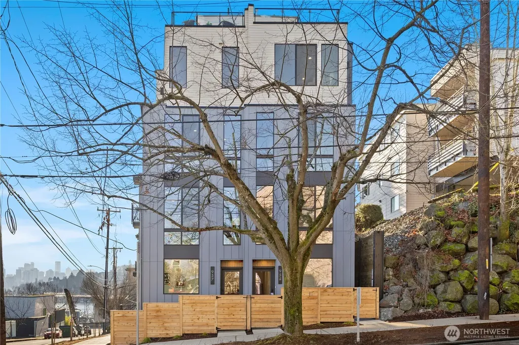 955 N 35th Street Seattle WA 98103