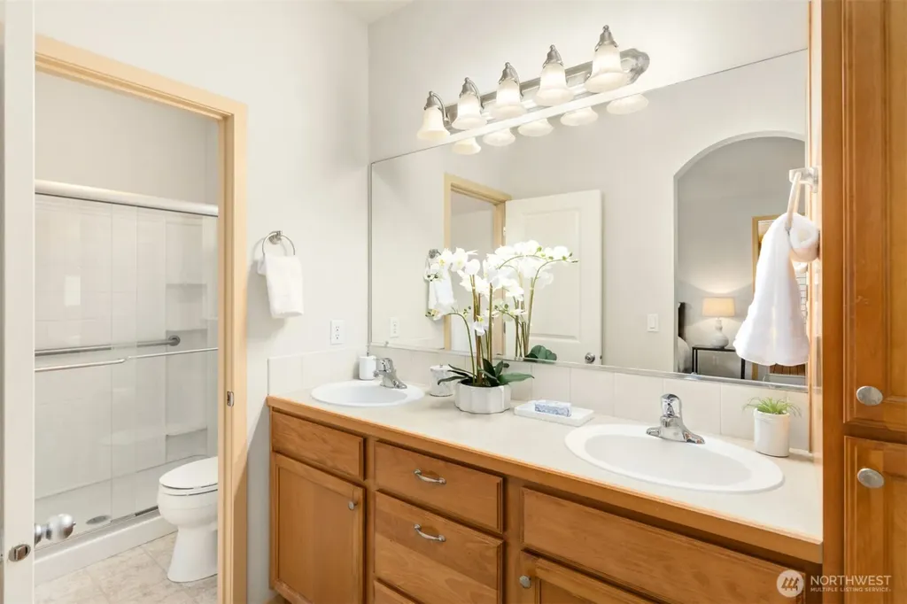 2600 NE Kevos Pond Drive Poulsbo WA 98370