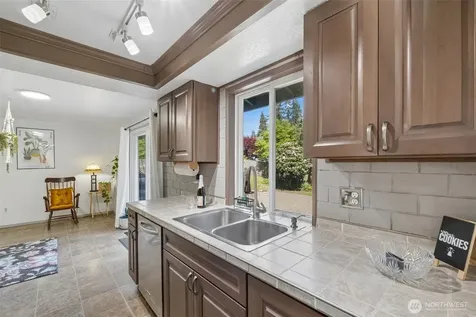 2026 Timber Trail Bothell WA 98012