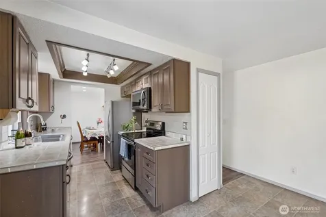 2026 Timber Trail Bothell WA 98012