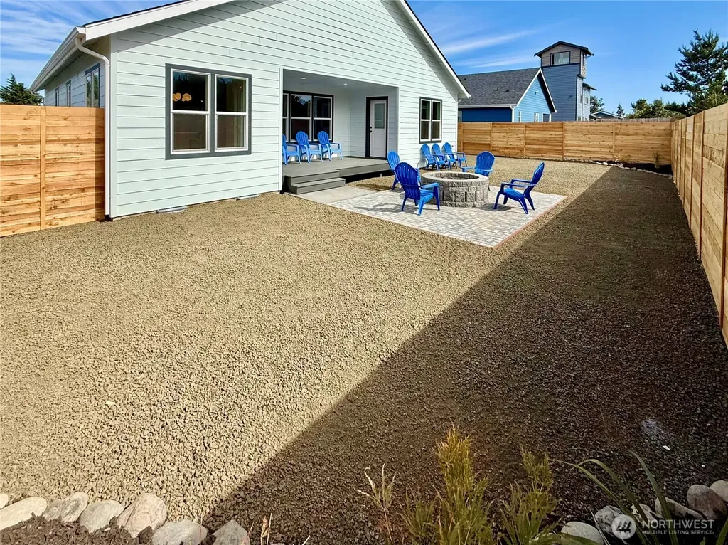 917 Ocean Shores Blvd Boulevard SW Ocean Shores WA 98569