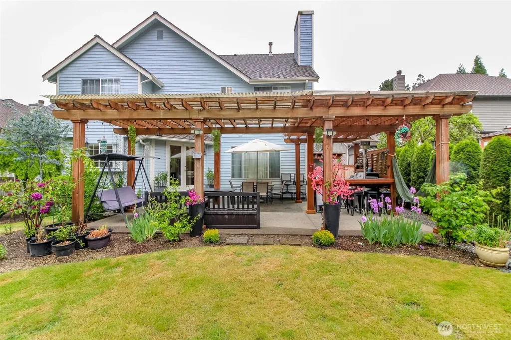 9307 S 237th Place Kent WA 98031