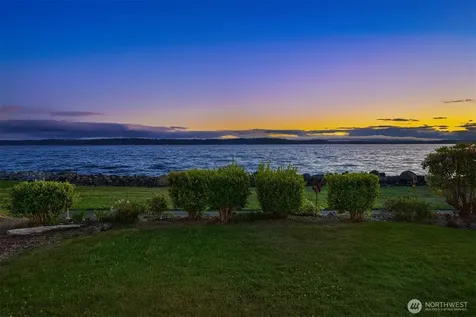 10203 47th Avenue SW Seattle WA 98146