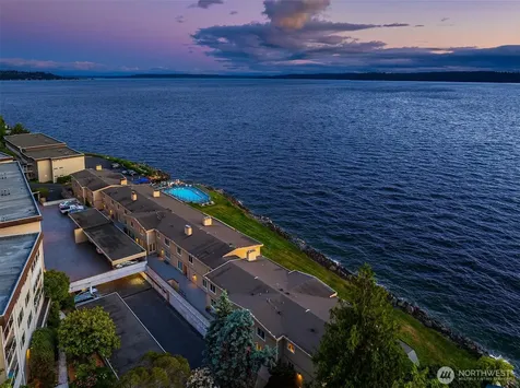 10203 47th Avenue SW Seattle WA 98146