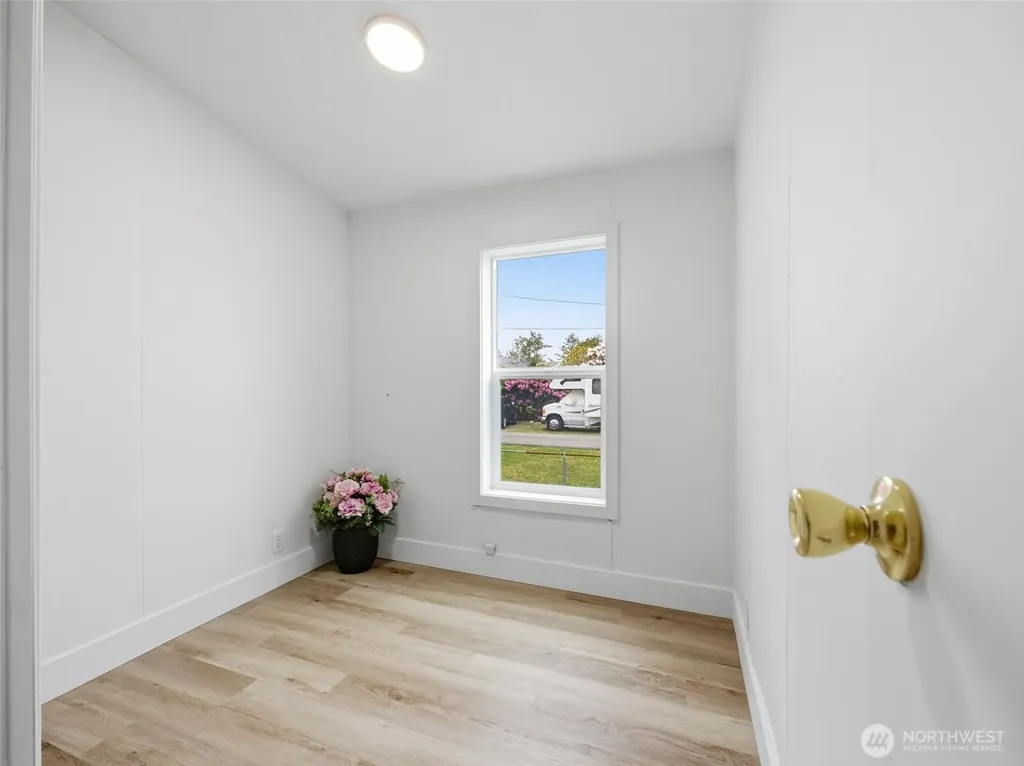 22212 Pacific Way Ocean Park WA 98640