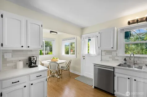 5455 42nd Avenue SW Seattle WA 98136