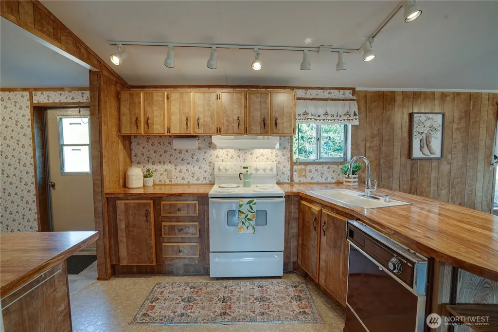 162 Don Eli Lane Wenatchee WA 98801