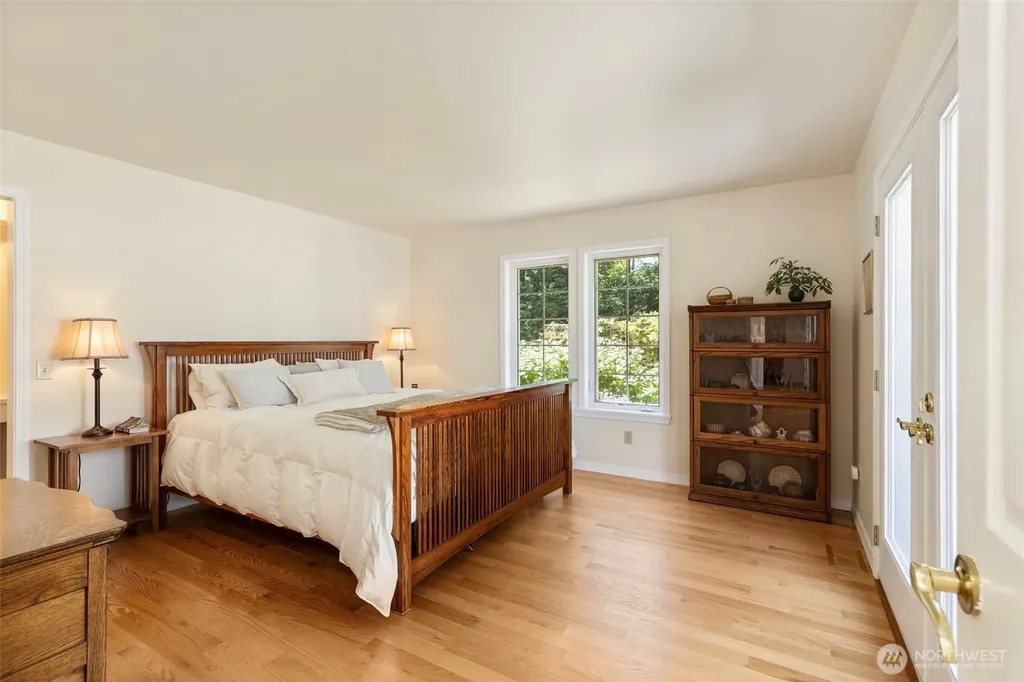 203 Baycliff Drive Port Townsend WA 98368