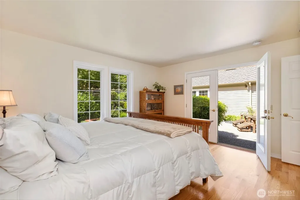 203 Baycliff Drive Port Townsend WA 98368