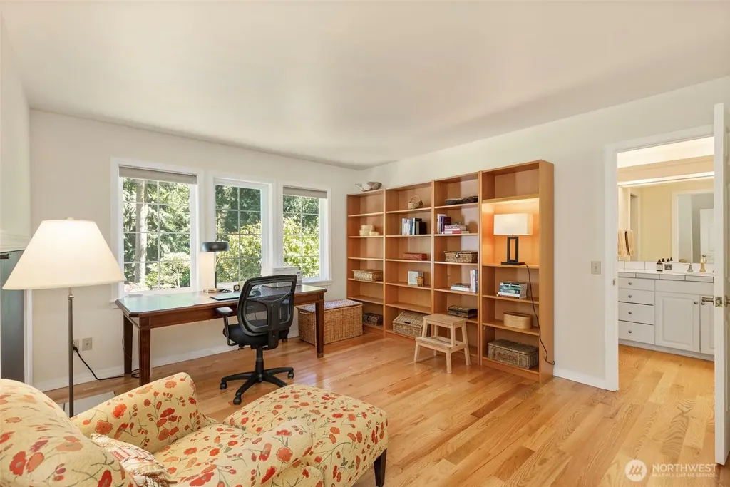 203 Baycliff Drive Port Townsend WA 98368