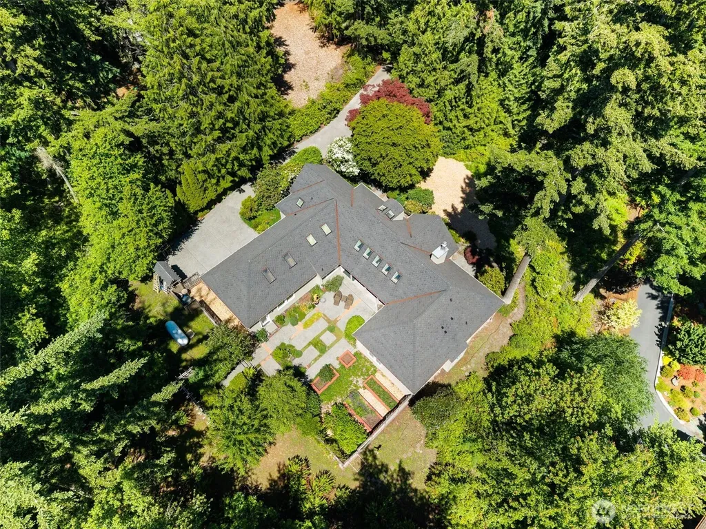 203 Baycliff Drive Port Townsend WA 98368