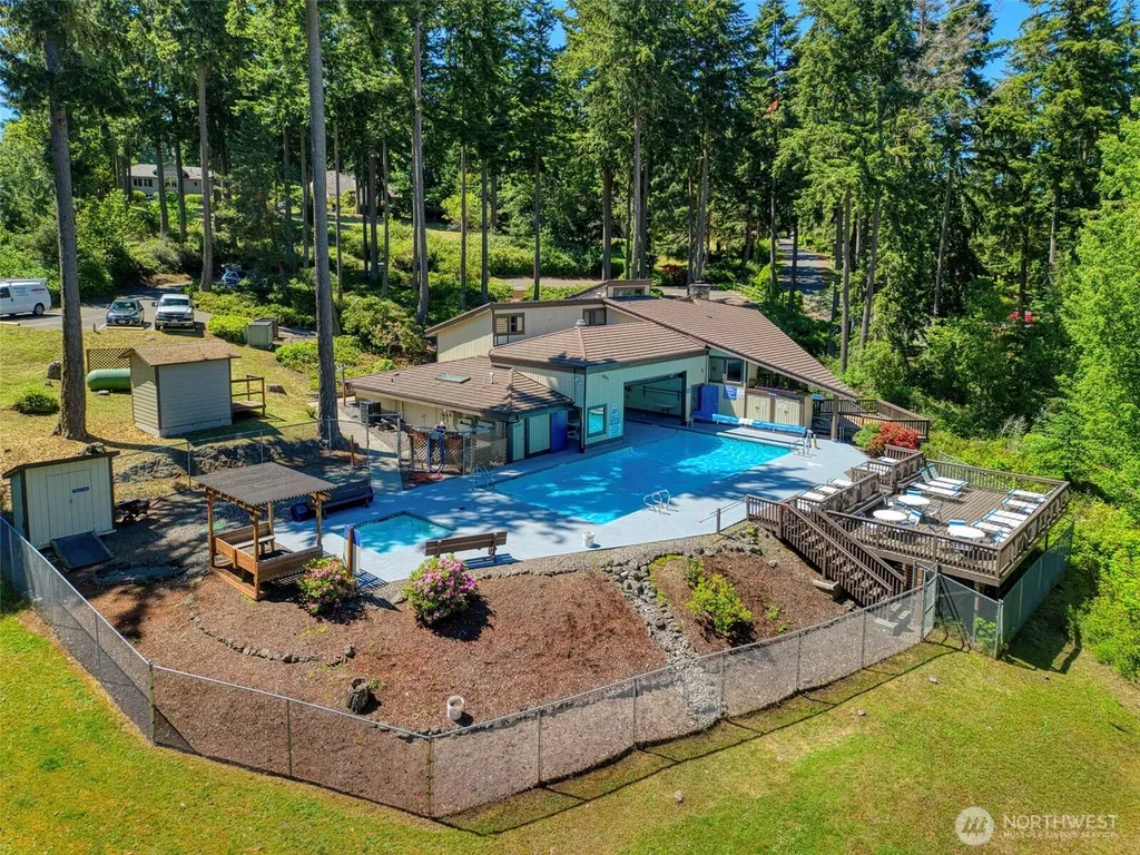 203 Baycliff Drive Port Townsend WA 98368