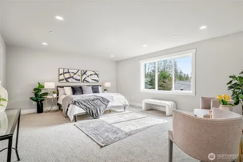 18556 Stone Avenue N Shoreline WA 98133