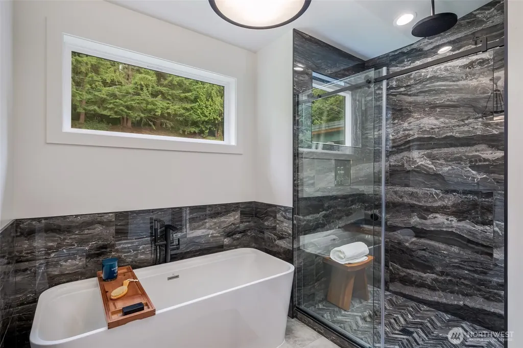 501 Vesper Way Camano Island WA 98282
