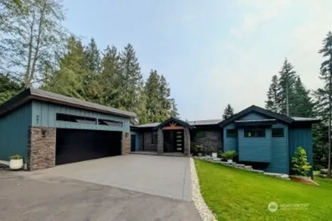 501 Vesper Way Camano Island WA 98282