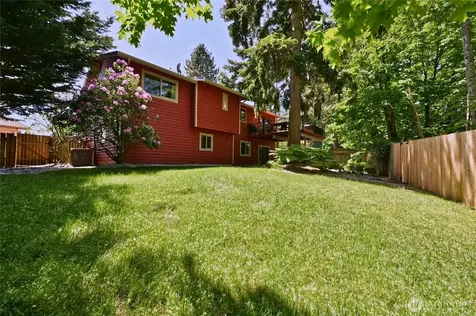 32206 7th Avenue SW Federal Way WA 98023