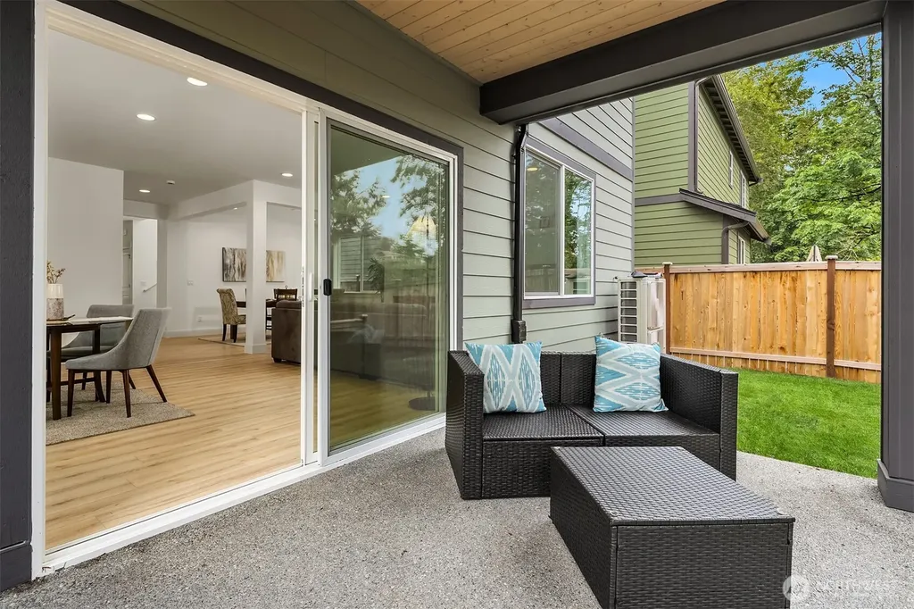 10668 SE 170th Place Renton WA 98055