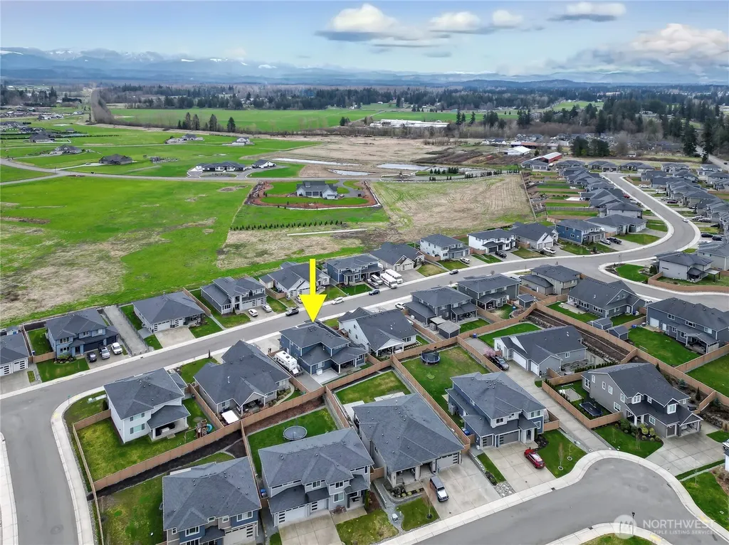 6610 232nd Avenue E Buckley WA 98321