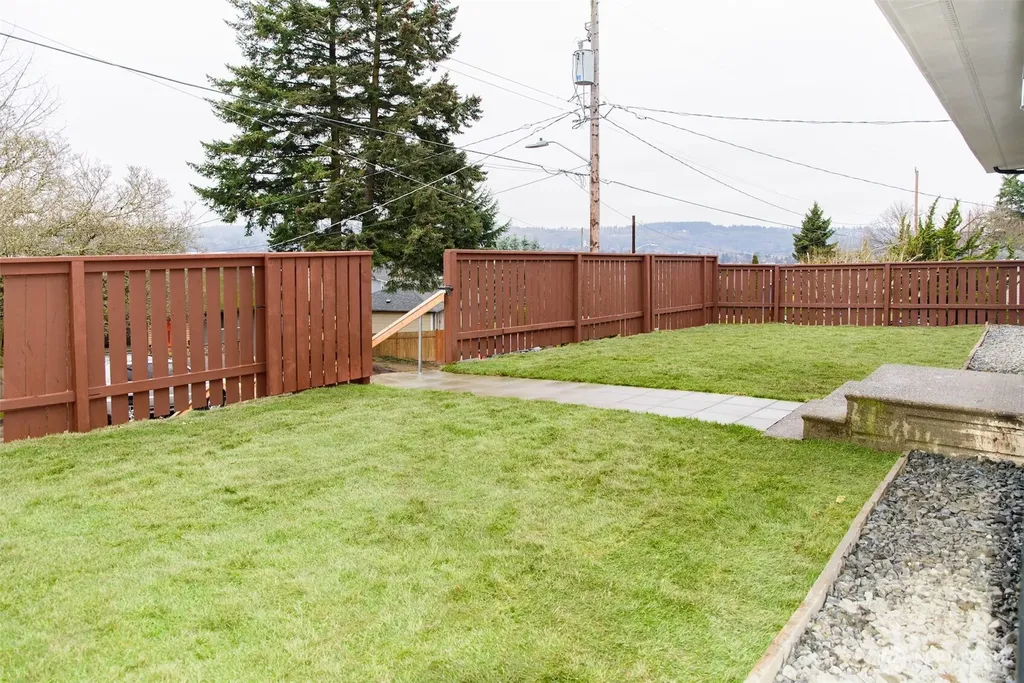 2928 S Webster Street Seattle WA 98108