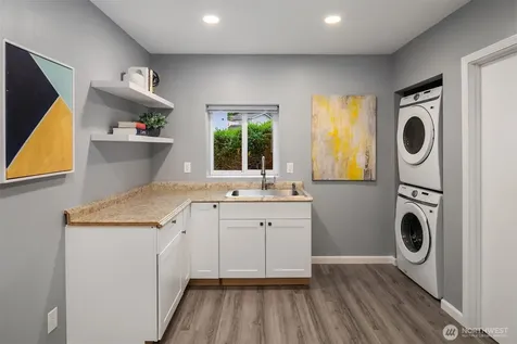 14328 85th Place NE Kirkland WA 98034