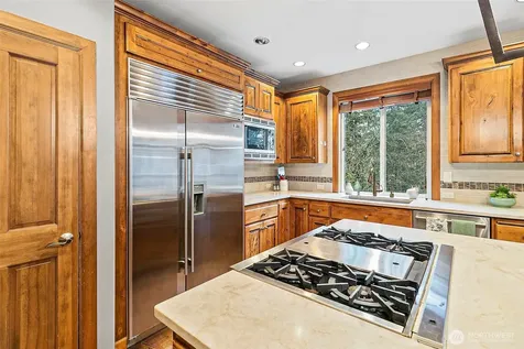 14225 SE 87th Place Newcastle WA 98059