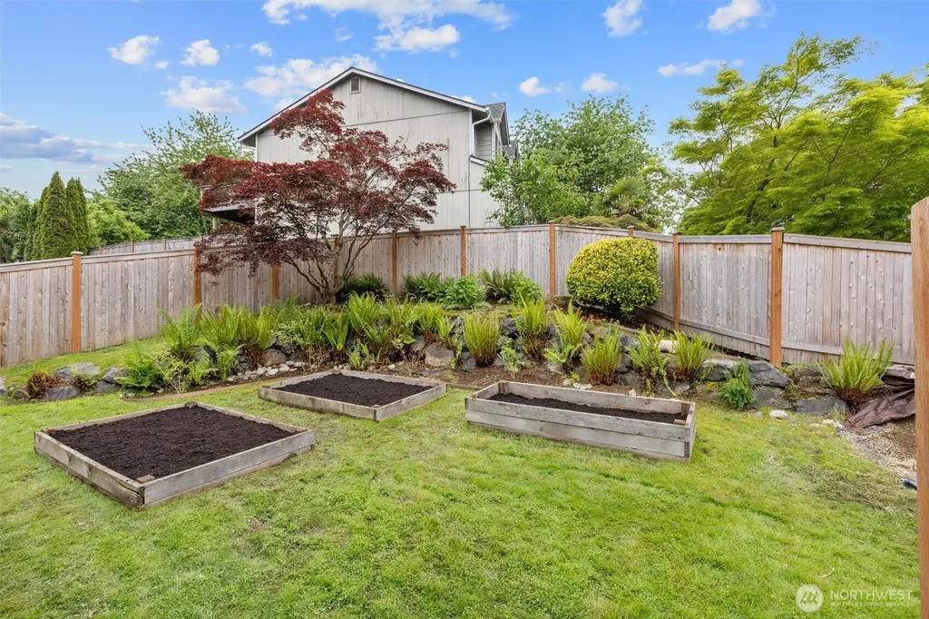 603 95th Drive SE Lake Stevens WA 98258