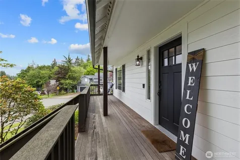 603 95th Drive SE Lake Stevens WA 98258