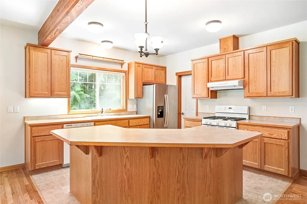 3831 W 88th Street Blaine WA 98230