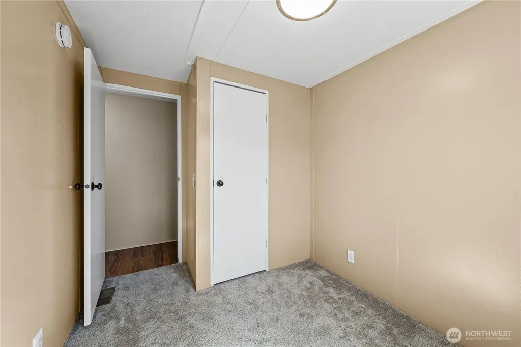 314 Ave J Snohomish WA 98290