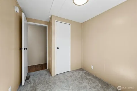 314 Ave J Snohomish WA 98290
