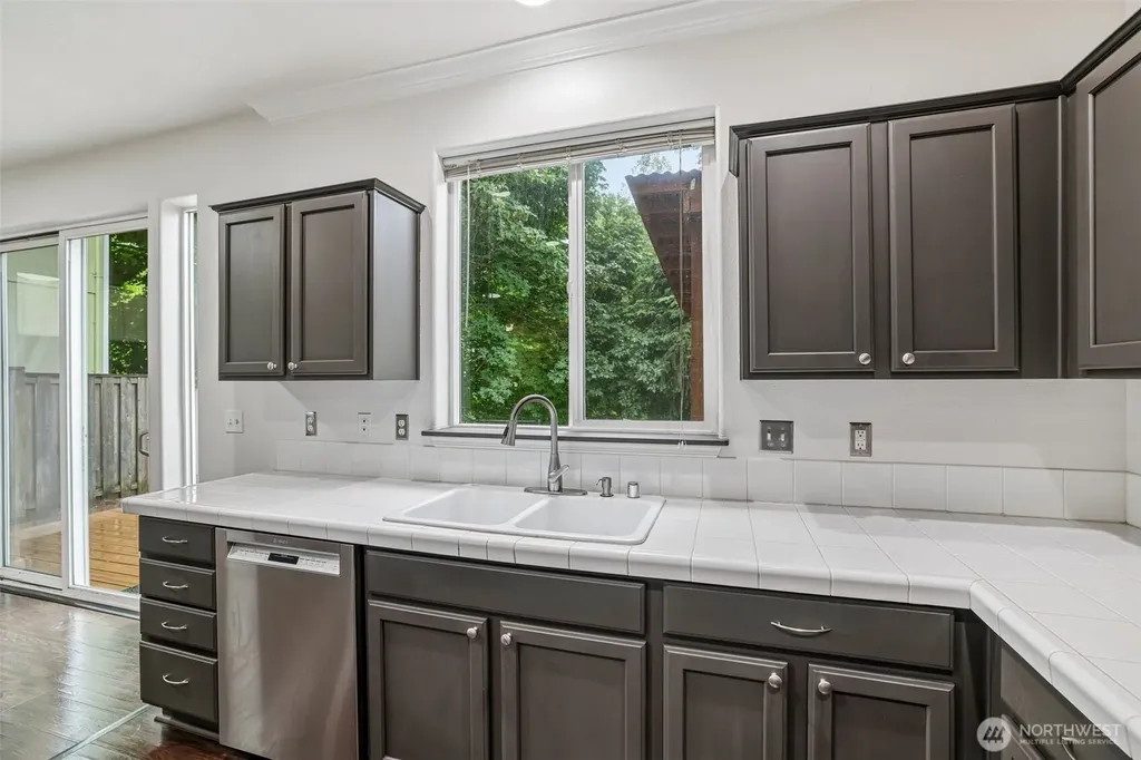 4304 NE 57th Place Vancouver WA 98661