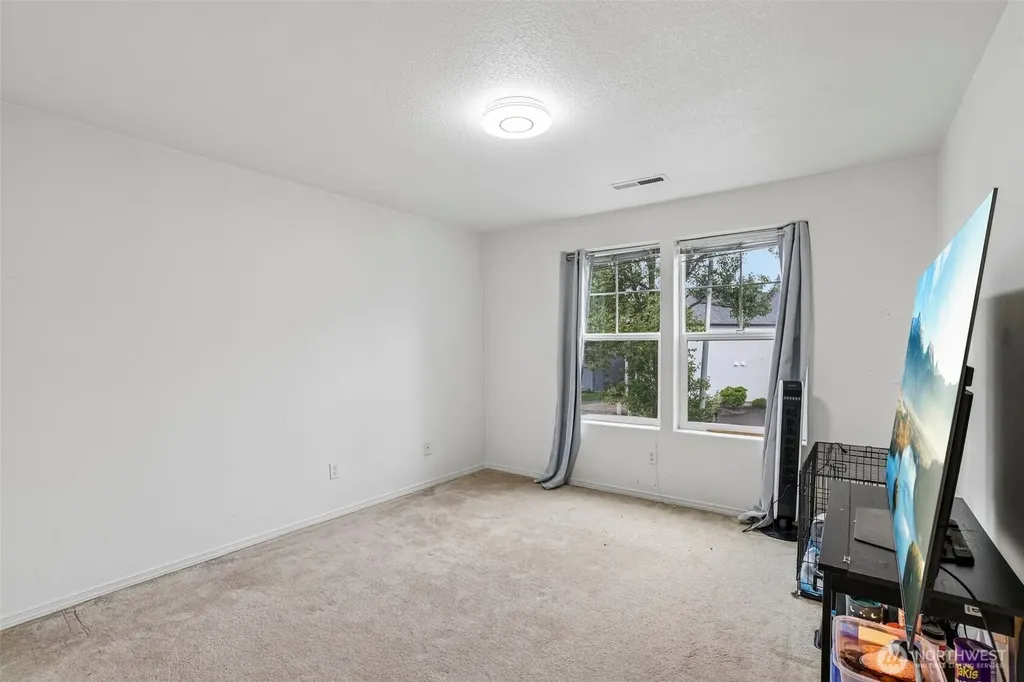 4304 NE 57th Place Vancouver WA 98661