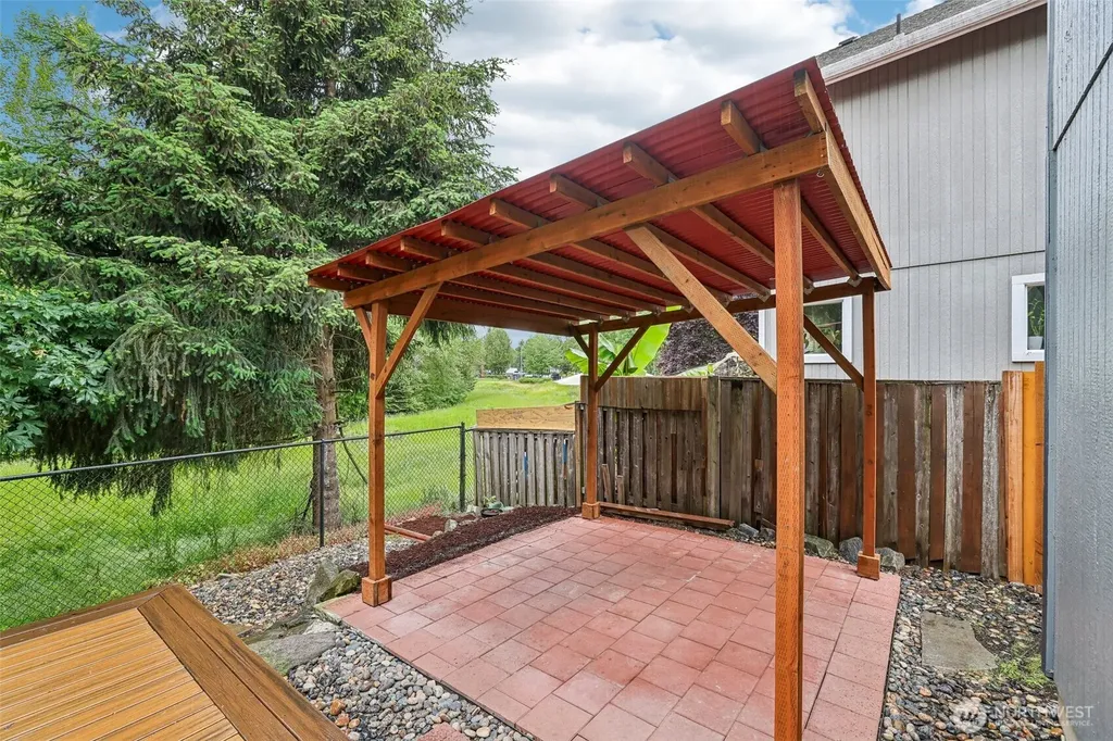 4304 NE 57th Place Vancouver WA 98661