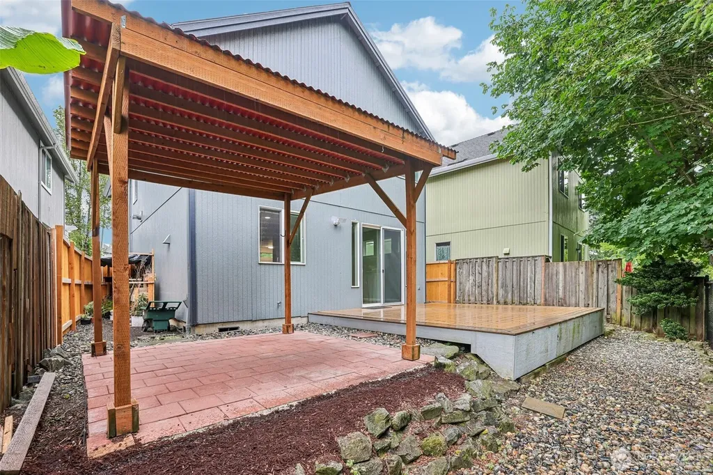 4304 NE 57th Place Vancouver WA 98661