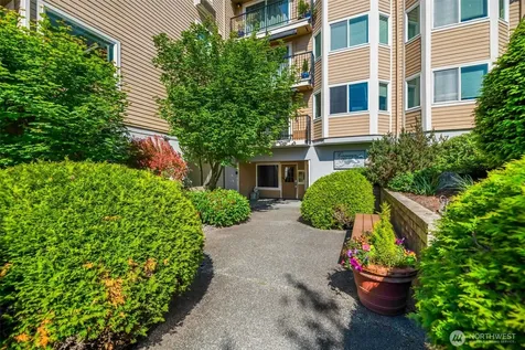 6910 California Avenue SW Seattle WA 98136