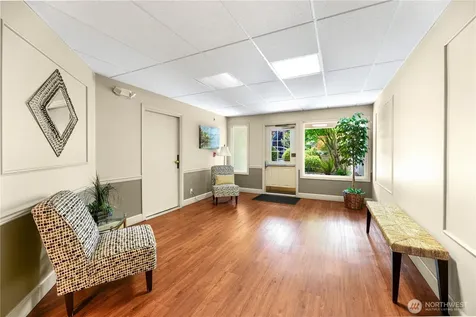 6910 California Avenue SW Seattle WA 98136