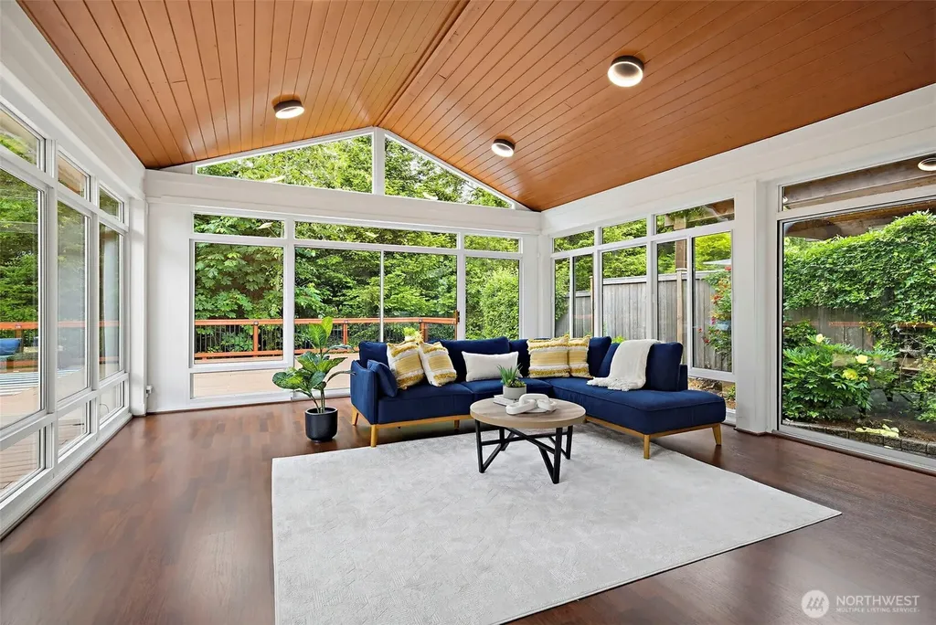 9327 Satterlee Avenue SE Snoqualmie WA 98065