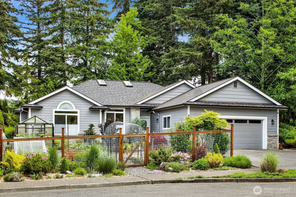3851 Woodside Way Bellingham WA 98226