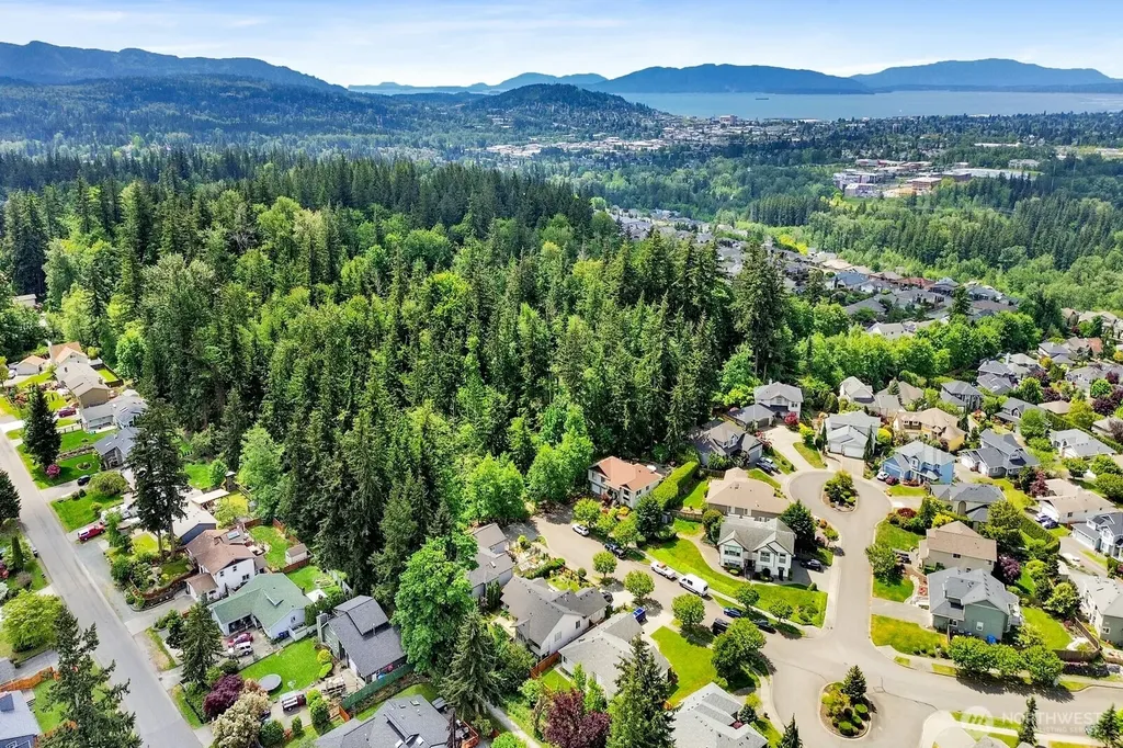 3851 Woodside Way Bellingham WA 98226
