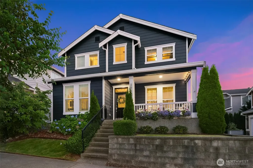 2933 NE Marquette Way Issaquah WA 98029