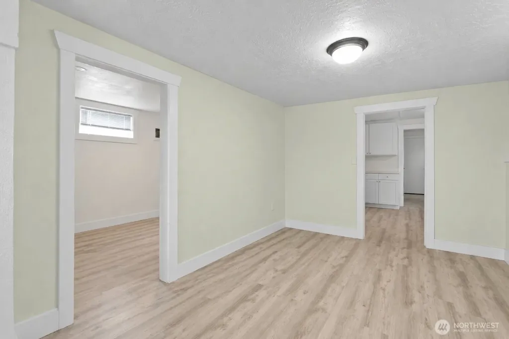 926 Pleasant Avenue Bremerton WA 98337