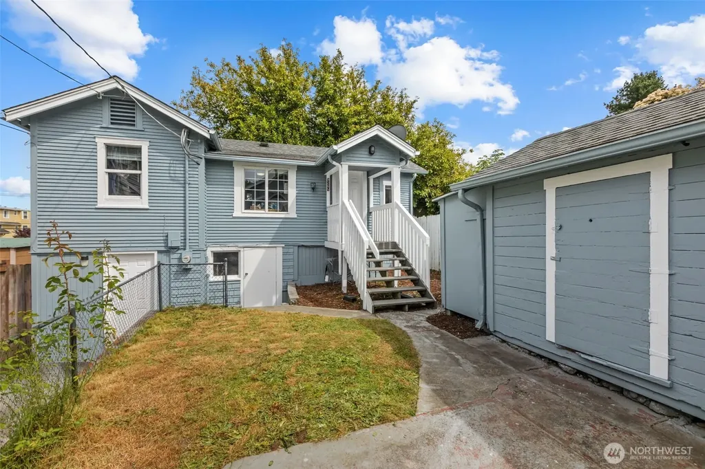 926 Pleasant Avenue Bremerton WA 98337