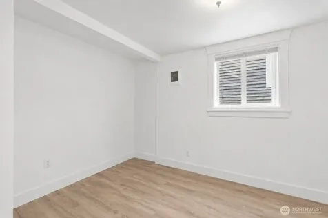 926 Pleasant Avenue Bremerton WA 98337