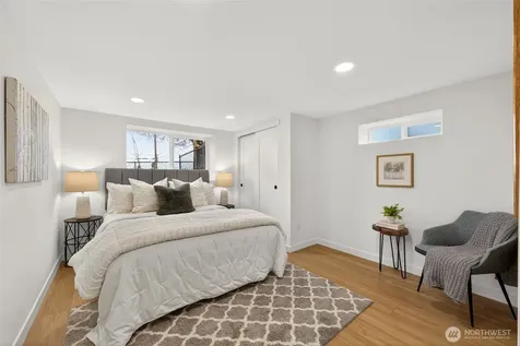 2311 NE 6th Place Renton WA 98056